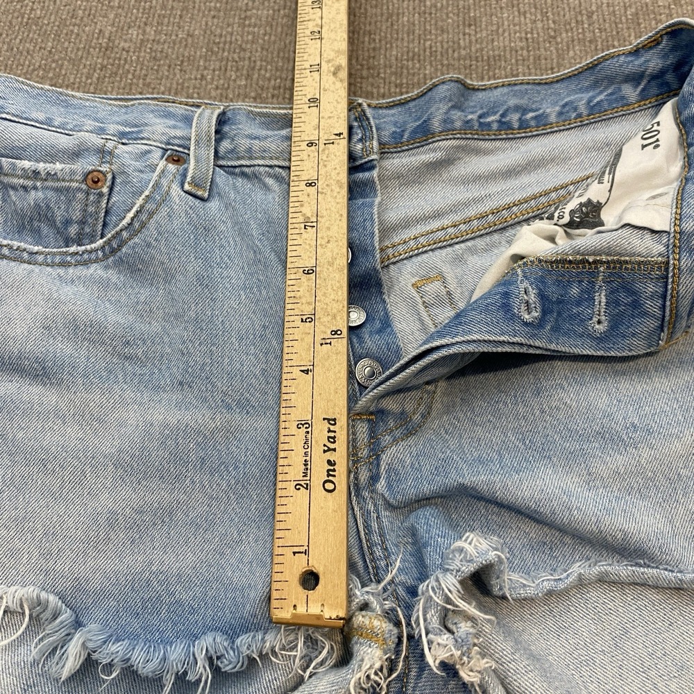 Levi's 501 Shorts Womens 28 Blue High Rise Button Fly Cutoff Boho Pool Festival - Picture 7 of 9